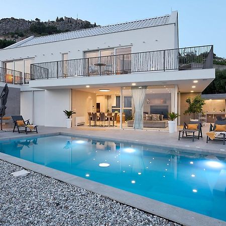 Design Villa Clavis-Brand New Villa With A View Klis エクステリア 写真