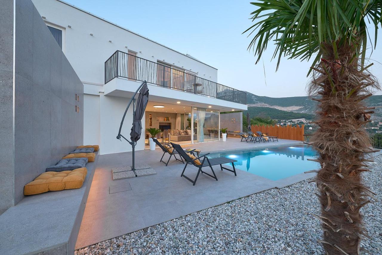 Design Villa Clavis-Brand New Villa With A View Klis エクステリア 写真