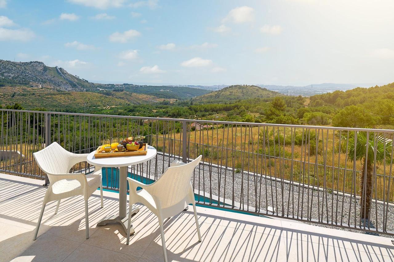 Design Villa Clavis-Brand New Villa With A View Klis エクステリア 写真