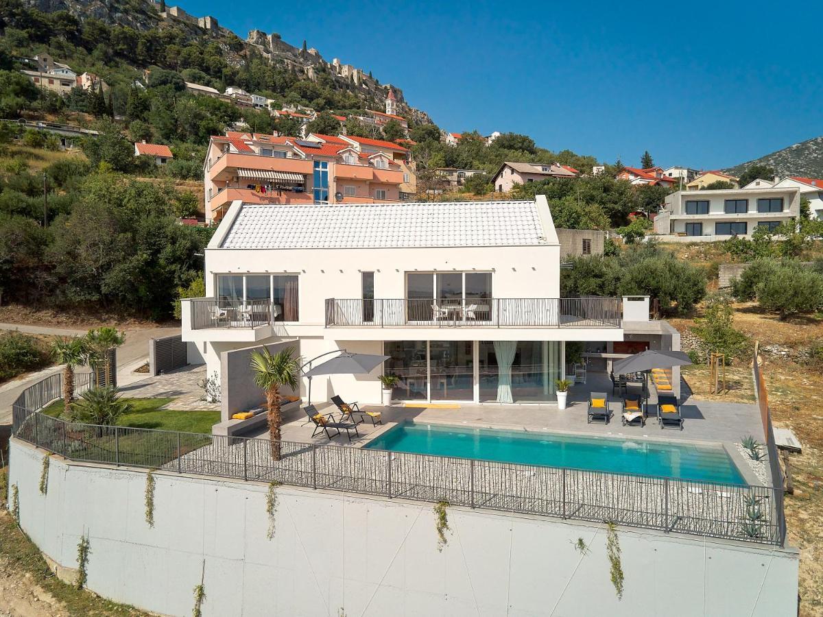 Design Villa Clavis-Brand New Villa With A View Klis エクステリア 写真