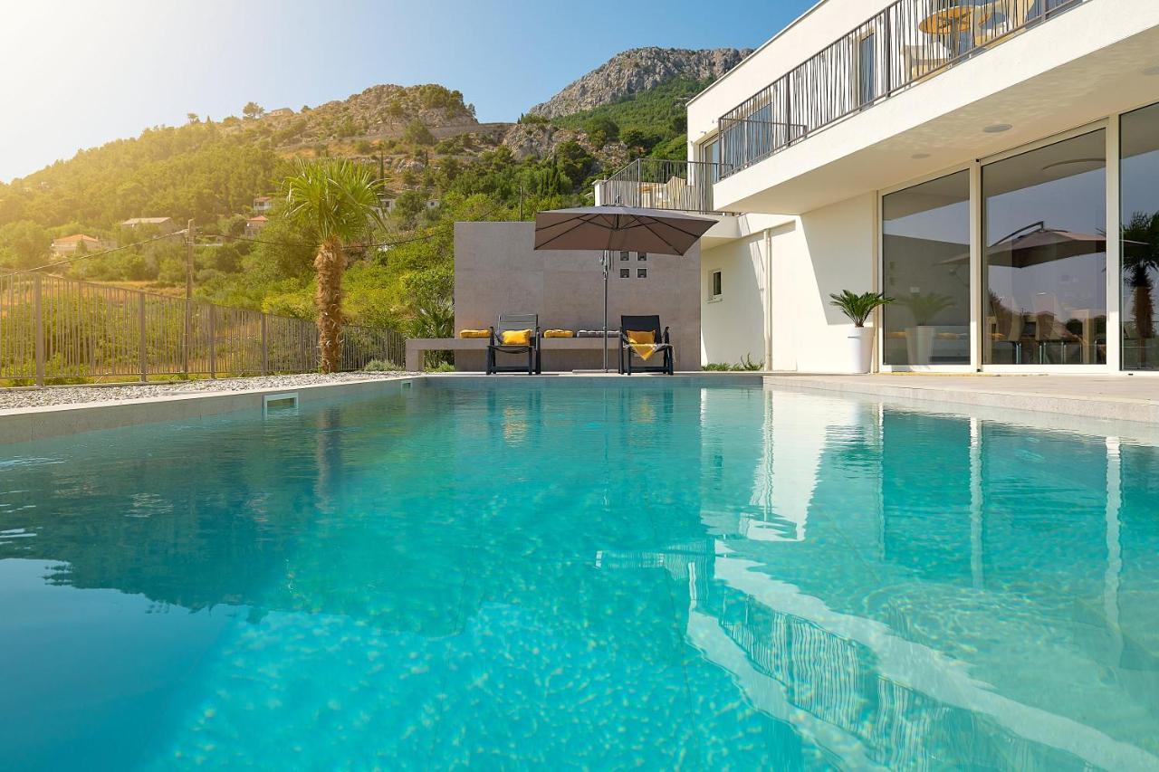 Design Villa Clavis-Brand New Villa With A View Klis エクステリア 写真